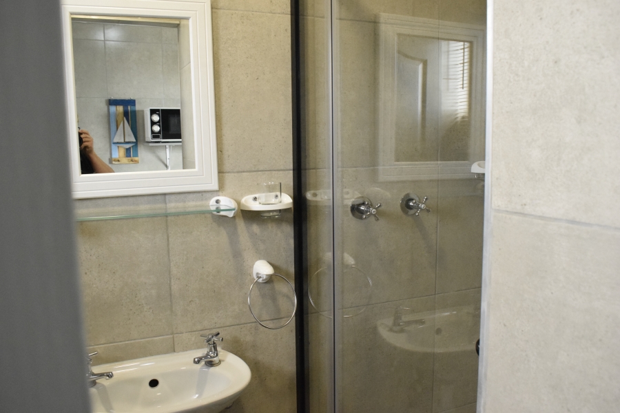 5 Bedroom Property for Sale in Struisbaai Western Cape